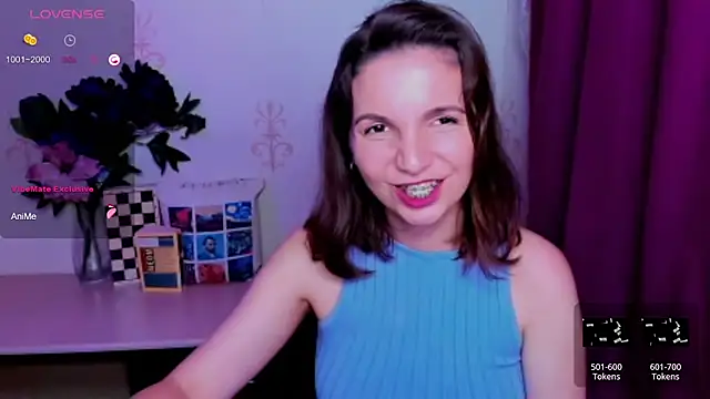 KindHazelHere_ webcam