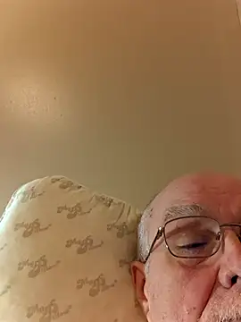 Joeyw57 webcam
