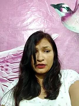 Priyaa_1433