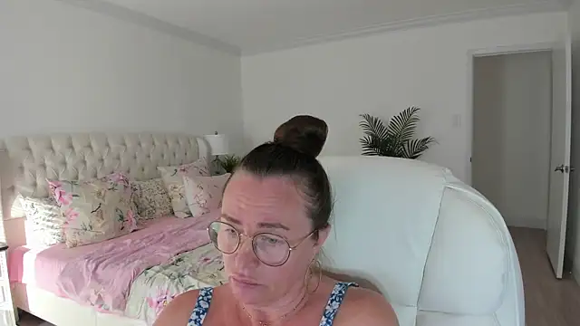 Vika73 webcam