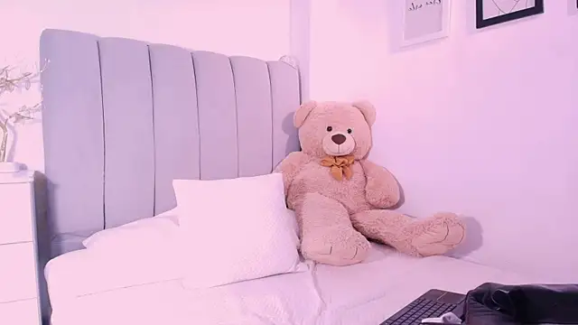 DannaHyde webcam