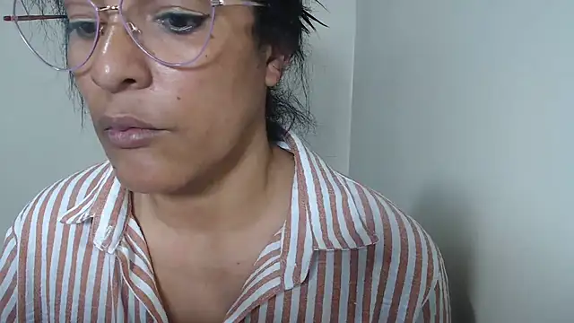 kateleyagrey webcam