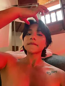 Ale_Lewis webcam