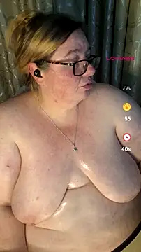 Iceprincess2bad4u webcam
