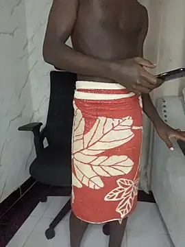 Kenyancock100 webcam
