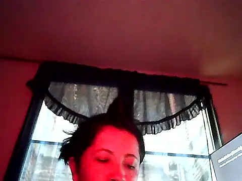 Chiquilove27 webcam