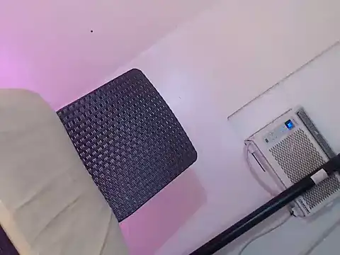 TastyCrissy webcam
