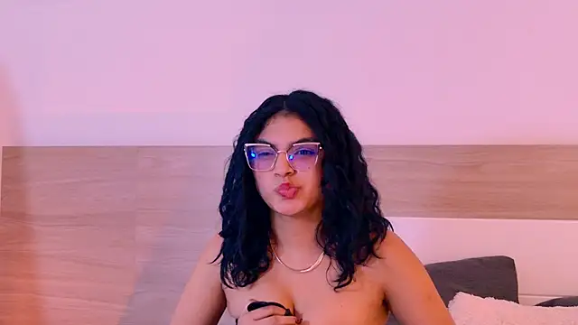 MelodyAlvarez webcam