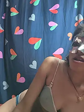 Naughty_Seema webcam