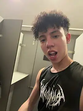 yoursexyjose webcam
