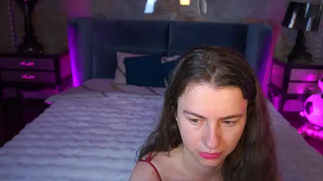 LittleJulii webcam