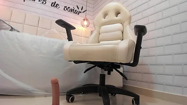 Aura_sander4u webcam