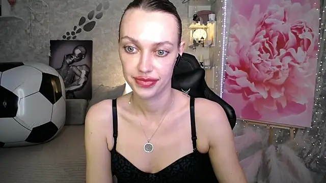 NickyAdamidi webcam