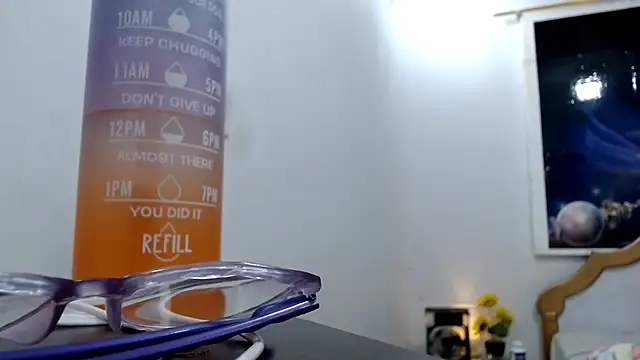 emiliaa_hot webcam