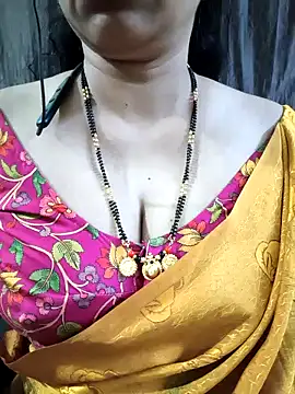 bhuvana_555 webcam
