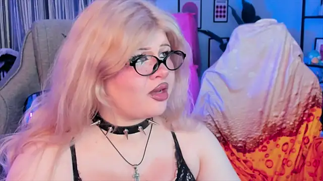 LilithNlsn webcam