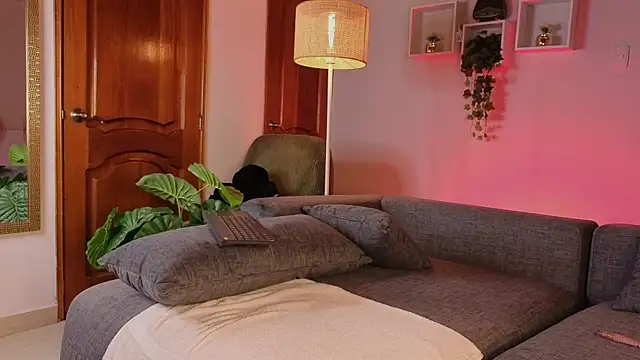 emiliapink webcam