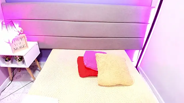 Ashleyyrobert webcam