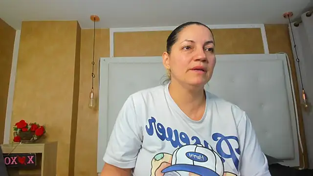 Heidy_milf webcam