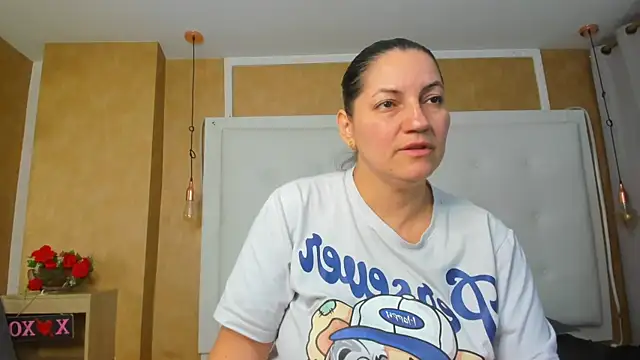 Heidy_milf webcam