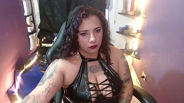 Alexa_Slavehot777 webcam