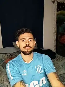 parejajuguetona420 webcam