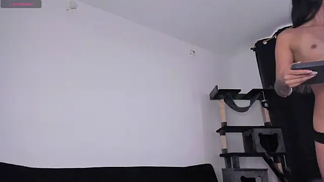 Anniewine_ webcam