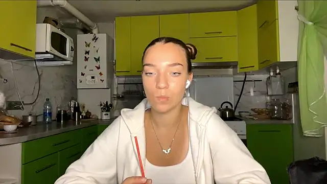 TanyaSavela webcam