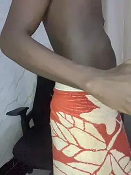 Kenyancock100 live sex cam