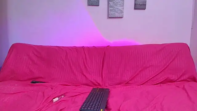 Nikki__uwu webcam