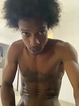 Larry-n-clouds webcam