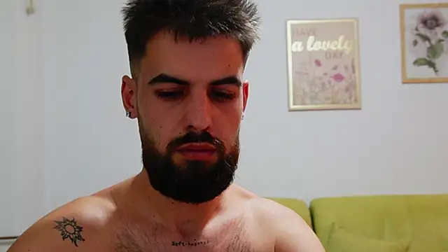 HairyRobxxx webcam