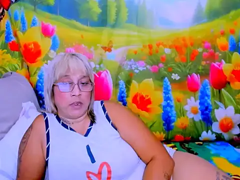 indianroxy webcam