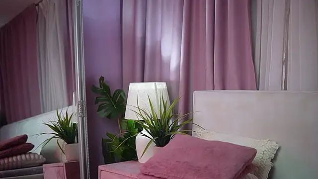 ameliabarbie - AmeliaBarbie's free webcam - UK Sex Cams