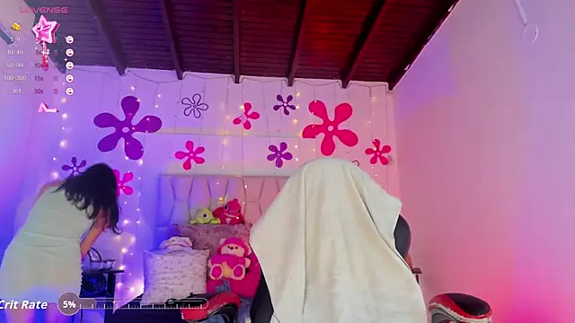 Gorgeous_Team webcam