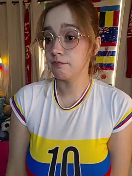 NaomiShimizu webcam