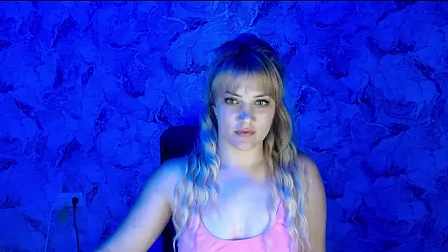nika_gold1 webcam