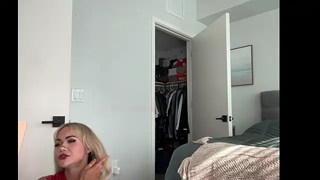 ElenaErickson webcam
