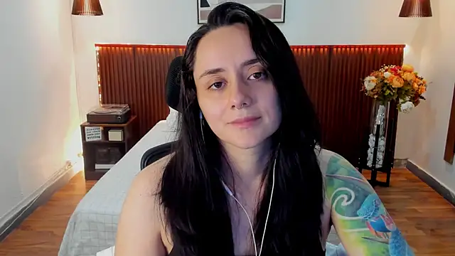 KatherineBond webcam