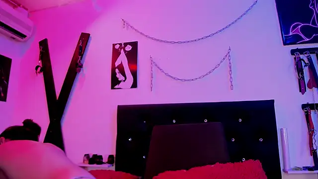 Little_Naughtty webcam