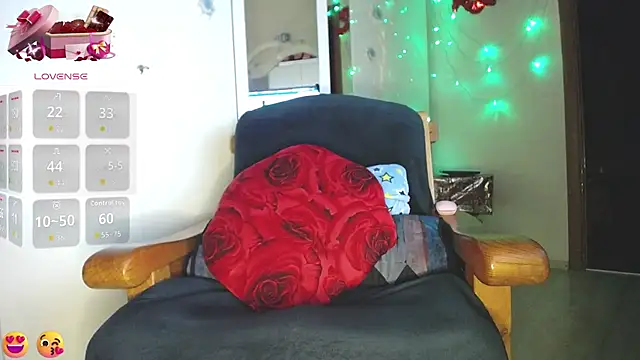 MIA_LO_VE webcam