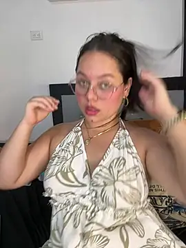Sarita_21 webcam