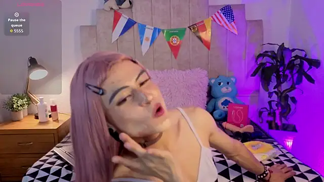 Emilly-hall webcam