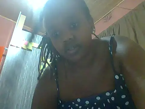 Daddysexyslut webcam