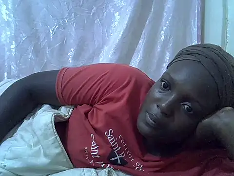 Hot-Zelinda webcam
