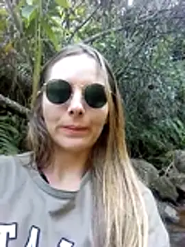 Blondie_angie webcam