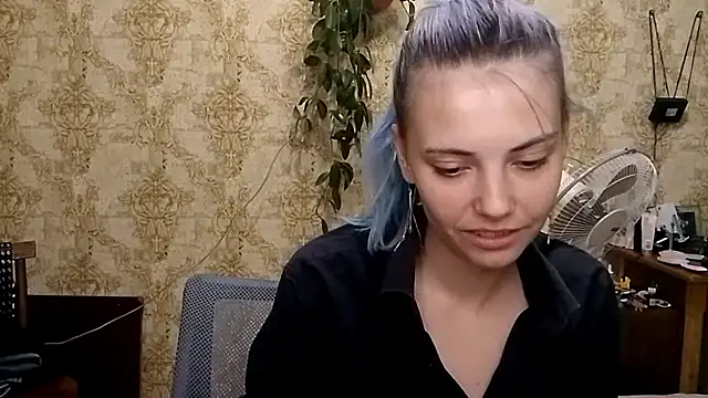 Helen18glo webcam