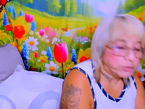 indianroxy webcam