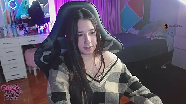 Mysticdooll69 webcam