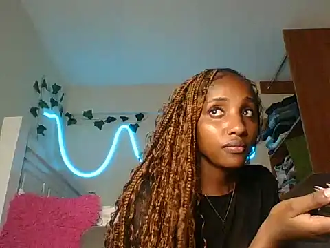 Velvet_peach webcam